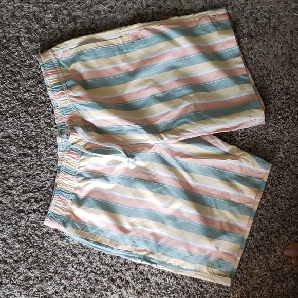 Man shorts x-Large size - Picture 2 of 4